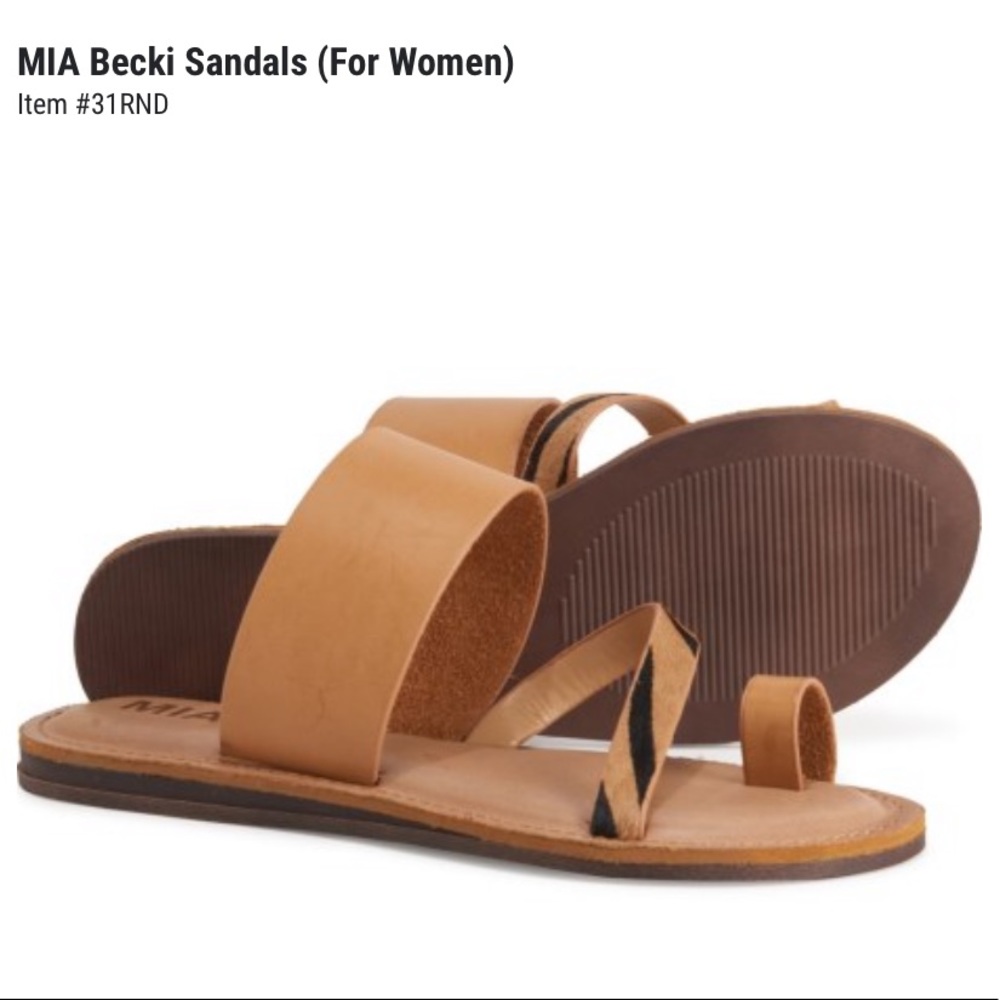 Mia Becki sandal. Size 6.5. Tan with Leopard detail.